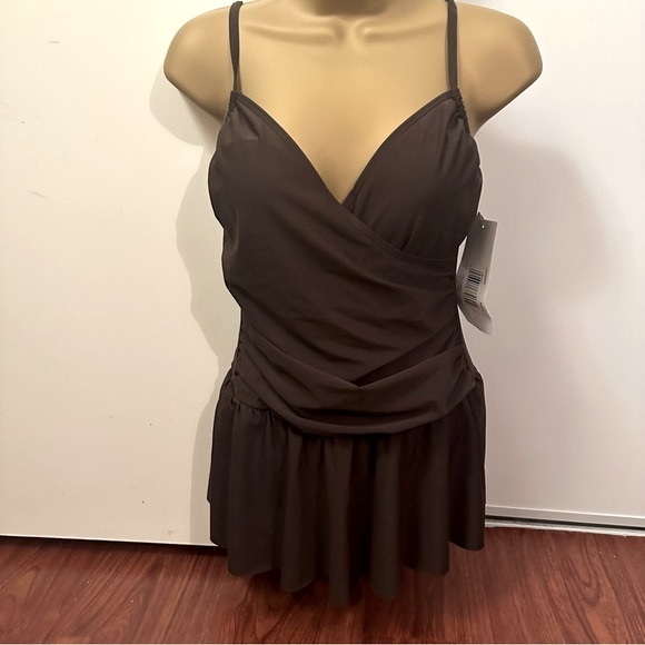 Penbrooke Brown Tummy Control Adjustable Straps Ruffle One Piece Swimsuit NWT 8 - Picture 1 of 15